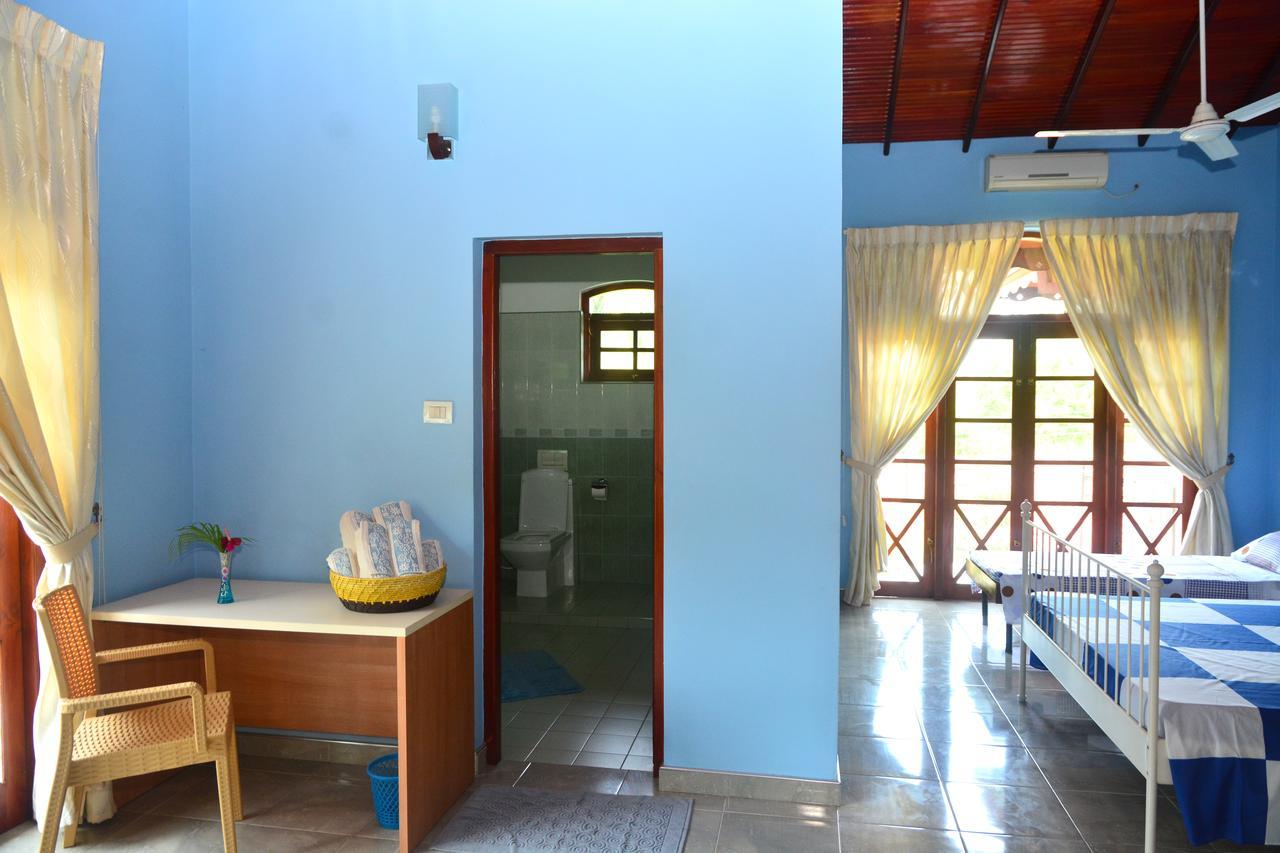 Robi Garden Villa Negombo Exterior photo